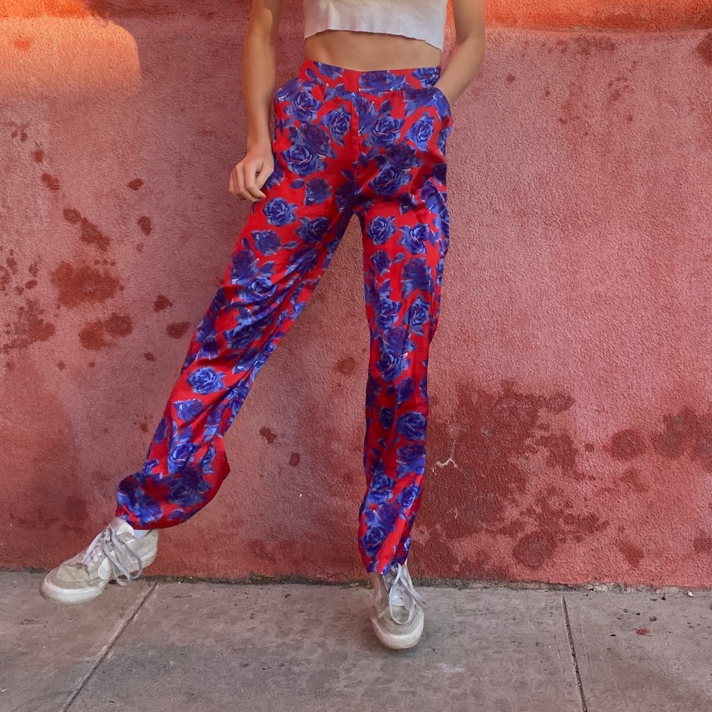 SATIN WIDE LEG ROSE PANTS - Picture 2 of 9